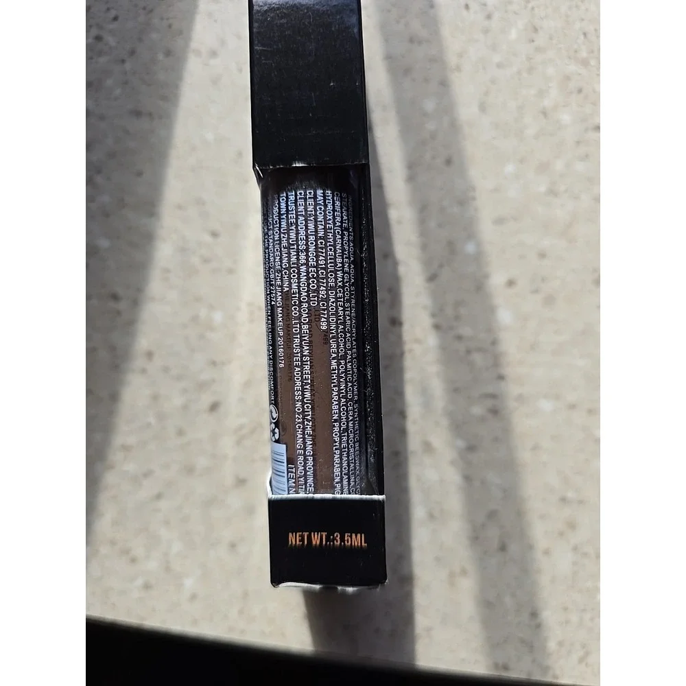Handaiyan 24 Hour  Eyebrow‎ Gel Cream Brown. Color 05